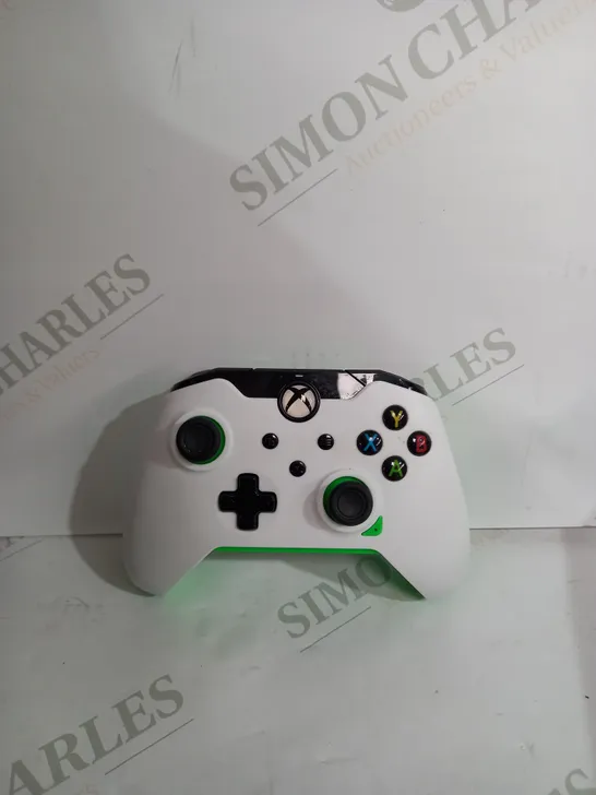 PDP NEON WHITE XBOX WIRED CONTROLLER