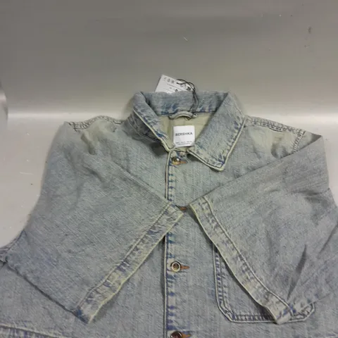 BERSHKA CROPPED DENIM JACKET - M