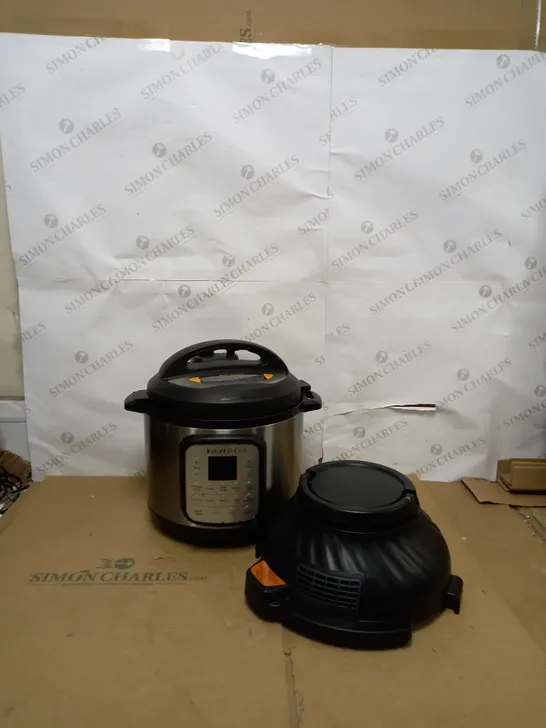 INSTANT POT DUO CRISP AIR FRYER MULTICOOKER