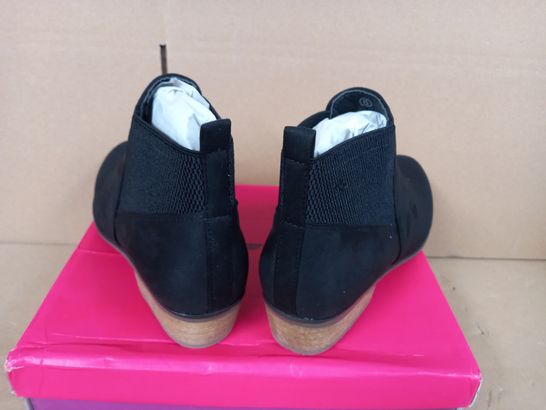 BOXED PAIR OF DOLCIS FAUX SUEDE FOOTWEAR IN BLACK SIZE 6