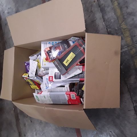 BOX OF A LARGE QUANTITY OF ASSORTED ELECTRICAL ITEMS TO INCLUDE KITSOUND BOOMBAR +, ONN KEYBOARD & MOUSE COMBO, MIXX STREAM BUDS ETC