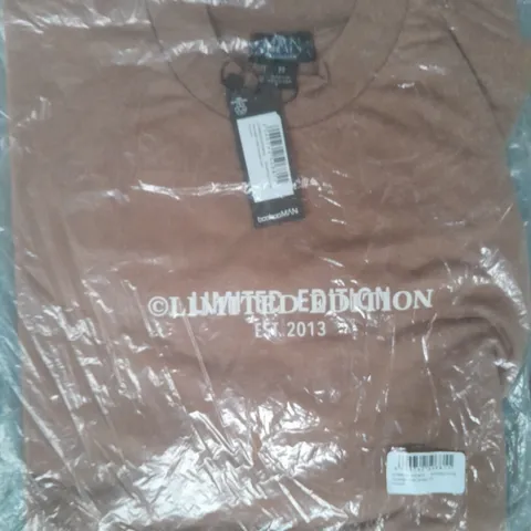 BOOHOO MAN HEAVYWEIGHT LIMITED OVERSIZED T-SHIRT IN MOCHA SIZE MEDIUM