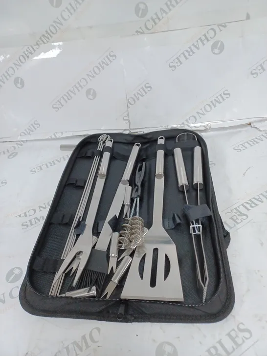 BOXED CUTLERY SET 