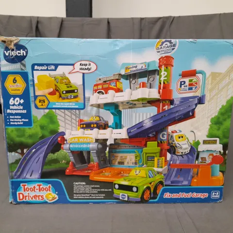 BOXED VTECH TOOT-TOOT DRIVERS FIX AND FUEL GARAGE