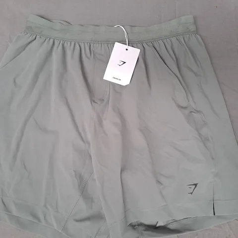 GYM SHARK STUDIO 6' SLIM FIT SHORTS IN GREEN SIZE MEDIUM