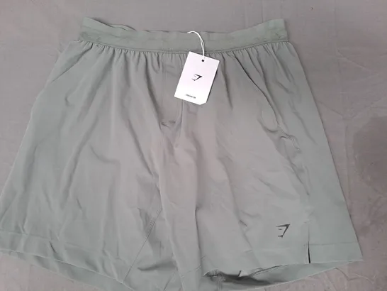 GYM SHARK STUDIO 6' SLIM FIT SHORTS IN GREEN SIZE MEDIUM