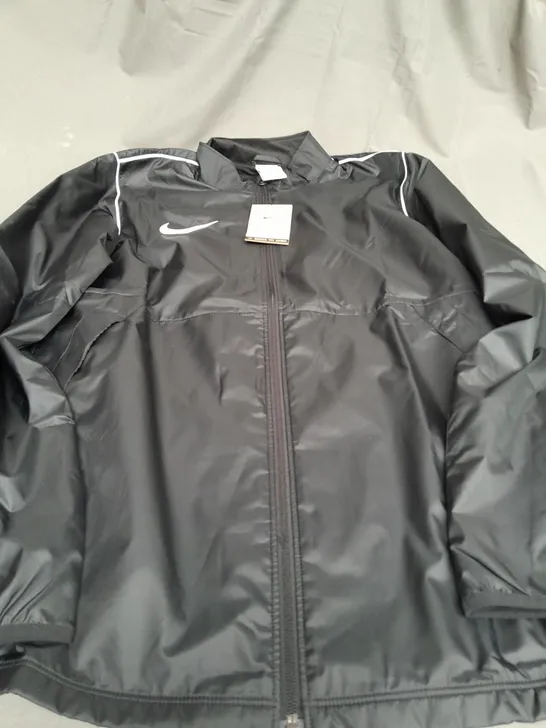 NIKE ZIP UP JACKET IN BLACK - MEDIUM