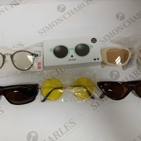 LOT OF APPROXIMATELY 20 ASSORTED EYEWEAR ITEMS, TO INCLUDE SPECTACLES, SUNGLASSES, CASES, ETC