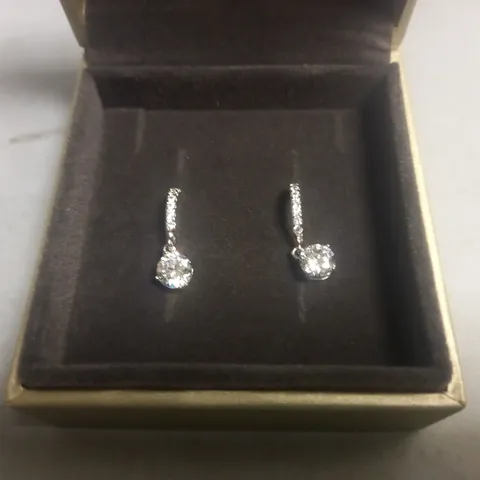 BOXED PAIR OF WARREN JAMES EARRINGS