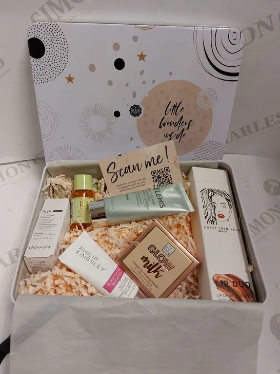 GLOSSY BOX WITH COSMETIC ITEMS INSIDE TO INCLUDE ELEMIS, PIXI AND THE BEAUTY CROP