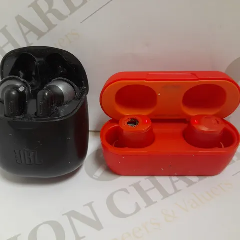 LOT OF 2 EARPHONES TO INCLUDE JBL TUNE 225 TRUE WIRELESS EARBUDS & JIB TRUE WIRELESS EARBUDS 