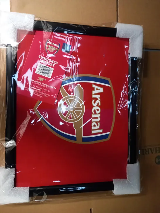 ARSENAL F.C  CUSHIONED LAP TRAY