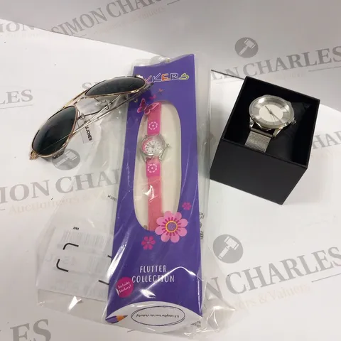 FIVE ITEMS OF ASSORTED JEWELLERY TO INCLUDE; JACK AND JONES SUNGLASSES, TIKKERS WATCH AND PERSONALISED JEWELLERY