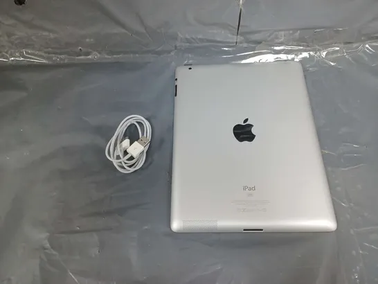 BOXED IPAD 2 32GB WITH CHARGER - MODEL A1395