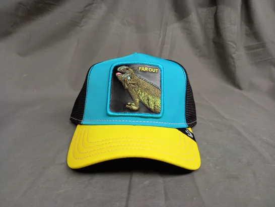 GOORIN BROTHERS IGUANA PARTY ADJUSTABLE TRUCKER HAT GREEN