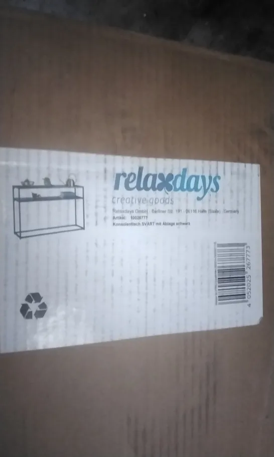 BOXED RELAX DAYS WALL MOUNTED METAL SHELF