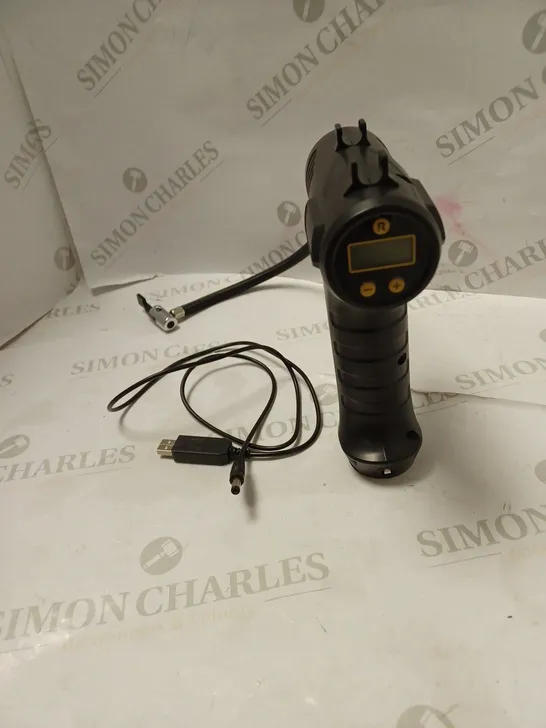 USB POWERED TYRE INFLATOR FEATURING DIGITAL DISPLAY AND TORCH. WITH USB CABLE