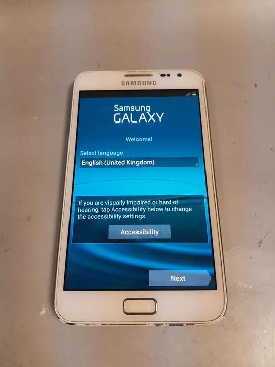 SAMSUNG GALAXY GT-N7000 SMARTPHONE 