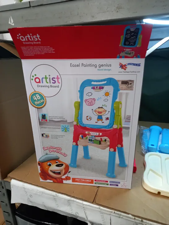 ARTIST DRAWING BOARD EASEL TOY