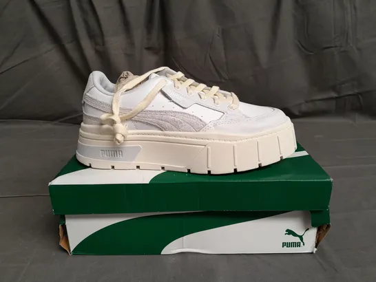 BOXED PAIR OF PUMA MAYZE WHITE TRAINERS SIZE UK 6