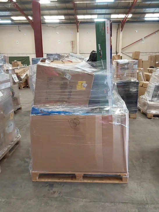 PALLET OF APPROXIMATELY 38 UNPROCESSED RAW RETURN HOUSEHOLD AND ELECTRICAL GOODS TO INCLUDE;