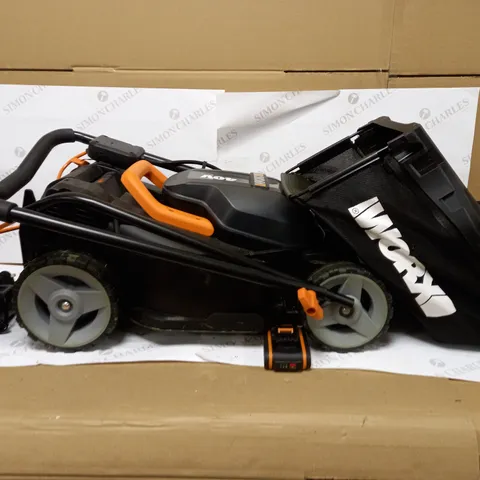 WORX 34CM CORDLESS LAWNMOWER