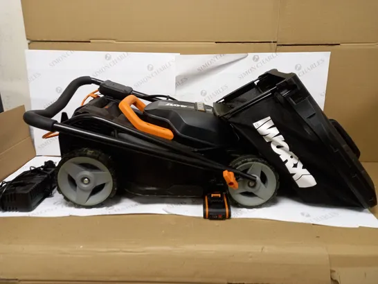 WORX 34CM CORDLESS LAWNMOWER