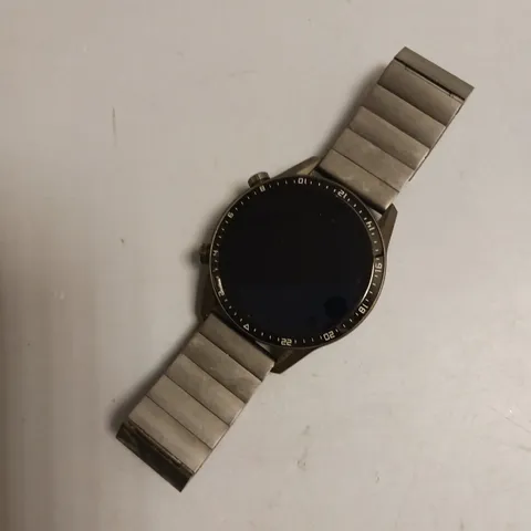 HUAWEI WATCH GT2 IN BLACK WITH METAL STRAP