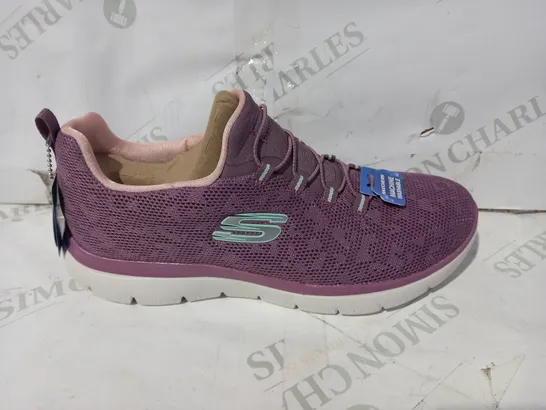 BOXED PAIR OF SKECHERS MEMORY FOAM TRAINERS IN PURPLE UK SIZE 5.5