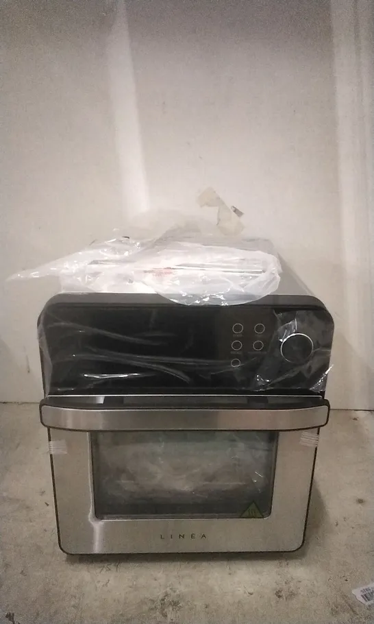 BOXED LINEA 14.5L AIR FRYER WITH ACCESSORIES