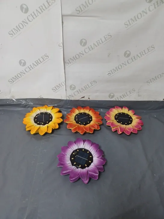 BOXED GARDEN REFLECTIONS 4 X SOLAR FLOWER DISC LIGHTS