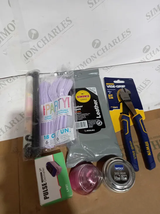 BOX OF ASSORTED HOUSEHOLD ITEMS TOO INCLUDE WIPES AND TOOLS 