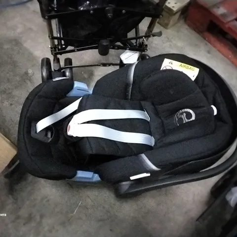 BOXED CYBEX GOLD CARSEAT