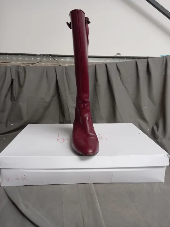 BOXED BDL KNEE HIGH BOOTS BURGUNDY SIZE 8