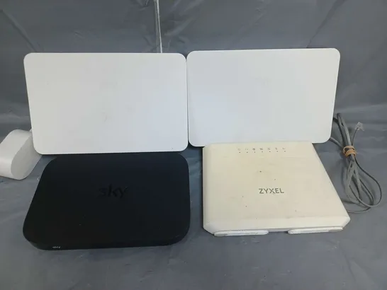 LOT OF  10 BROADBAND ROUTERS SKY AND ZYXEL