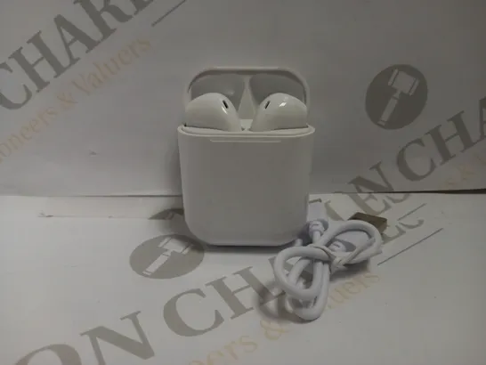 TRUE WIRELES EARBUDS WITH CASE - WHITE