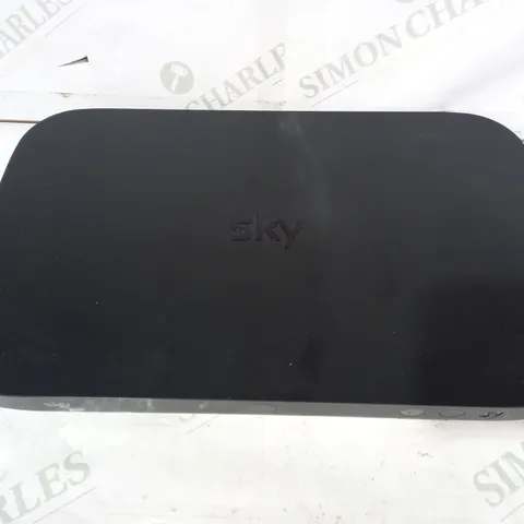 SKY ES240 Q BOX