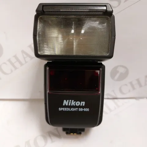 NIKON SPEEDLIGHTS SB-600 FLASH LENS 