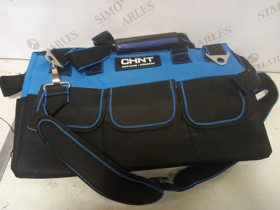 CHNT TOOLS BAG IN BLACK & BLUE