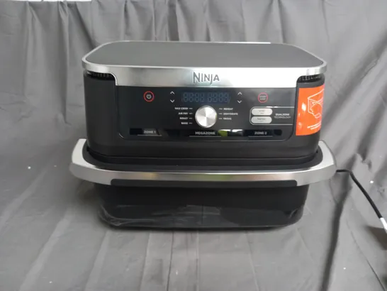 BOXED NINJA 10.4L FOODI FLEXDRAWER DUAL AIR FRYER AF500UK IN BLACK