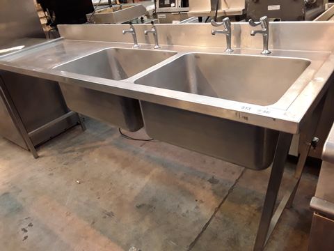 DOUBLE SING & SONGLE DRAINER SINK UNIT