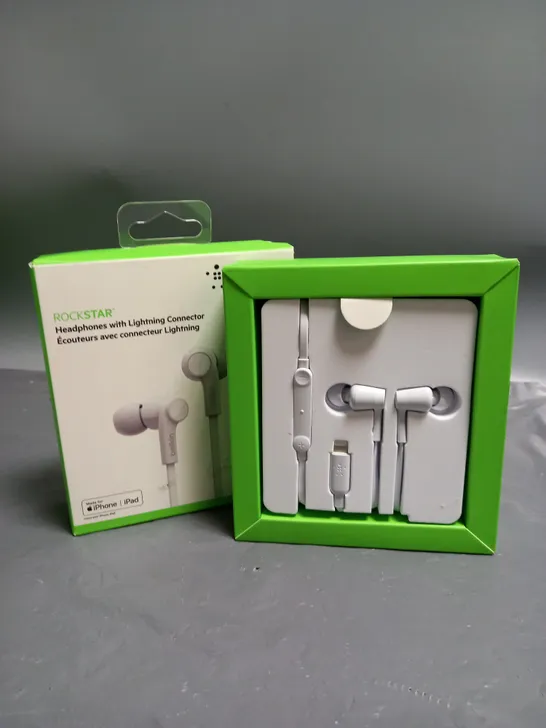 BOXED BELKIN ROCKSTAR LIGHTNING CONNECTOR HEADPHONES 