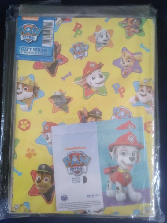 APPROXIMATELY 10 BOXES OF 144(TOTAL NUMBER 1440) PAW PATROL GIFT WRAP 2 SHEETS AND 2 TAGS SET