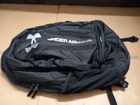 UNDER ARMOUR BLACK BACKPACK