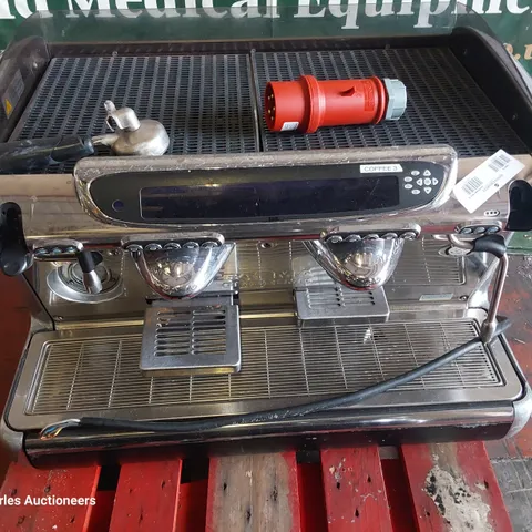 TRADITIONAL FAEMA EMBLEMA COFFEE MACHINE