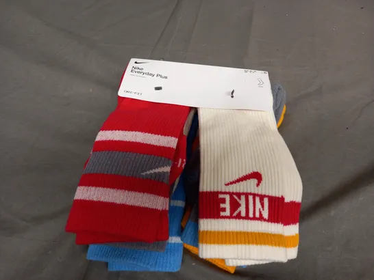 NIKE EVERYDAY PLUS CREW DRI FIT SOCKS - SET OF 6 - UK 5-8