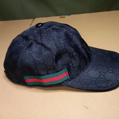 IN THE STYLE OF GUCCI BLACK PATTERNED CAP 