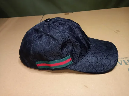 IN THE STYLE OF GUCCI BLACK PATTERNED CAP 