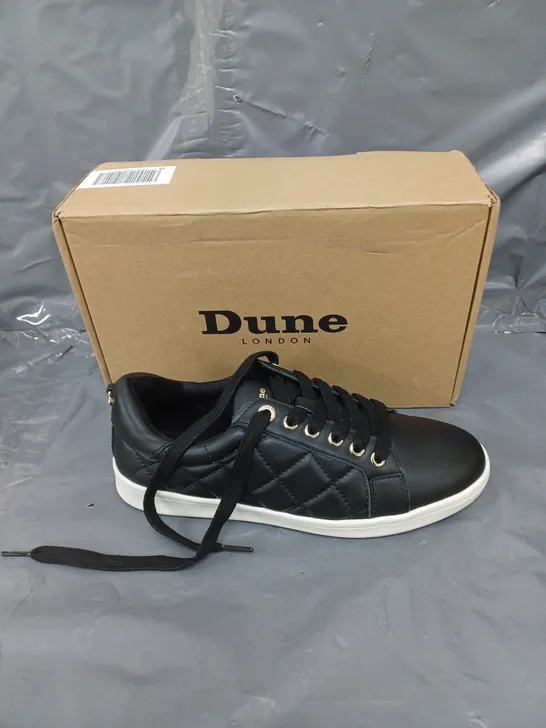 BOXED PAIR OF DUNE LONDON QUILTED LEATHER TRAINERS IN BLACK SIZE 6