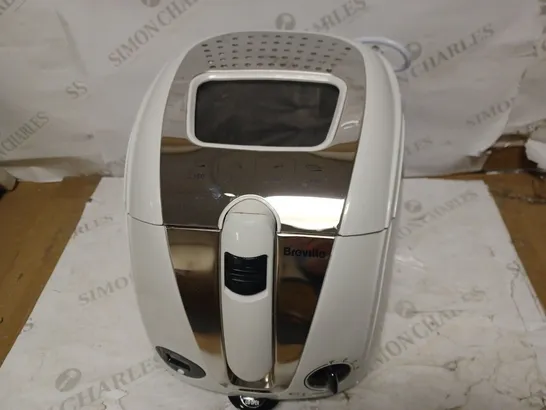 BREVILLE EASY CLEAN DIGITAL FRYER 